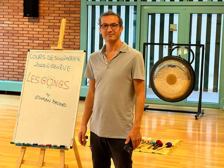 Othman haddad sonothérapeute thérapeute par le son genève formation sonothérapie suisse