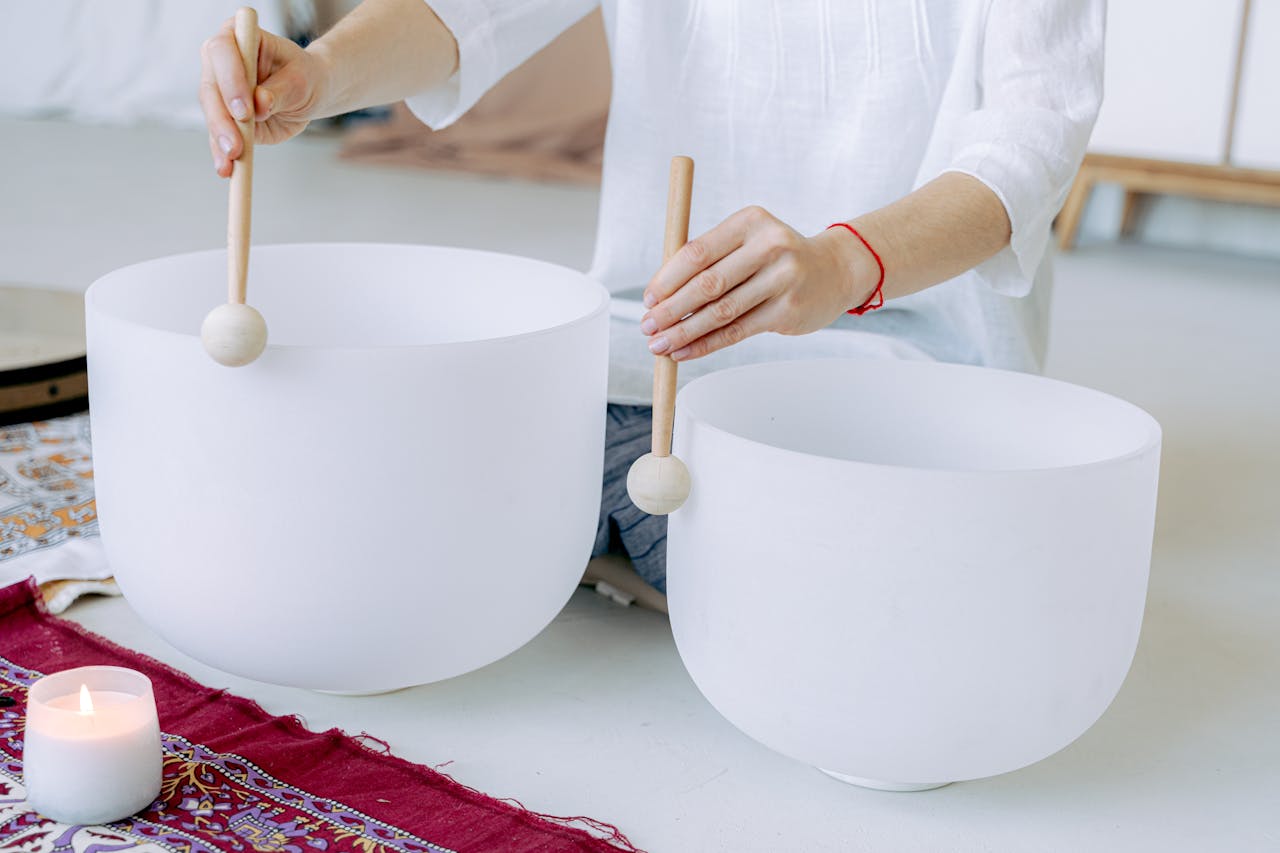 Sound healing sound bath training crystal singing bowl