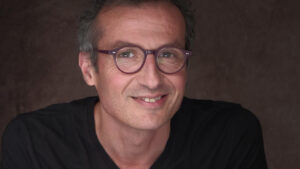 Othman Haddad thérapeute sonore formateur sonothérapie asca sound therapist sound healer london genève geneva