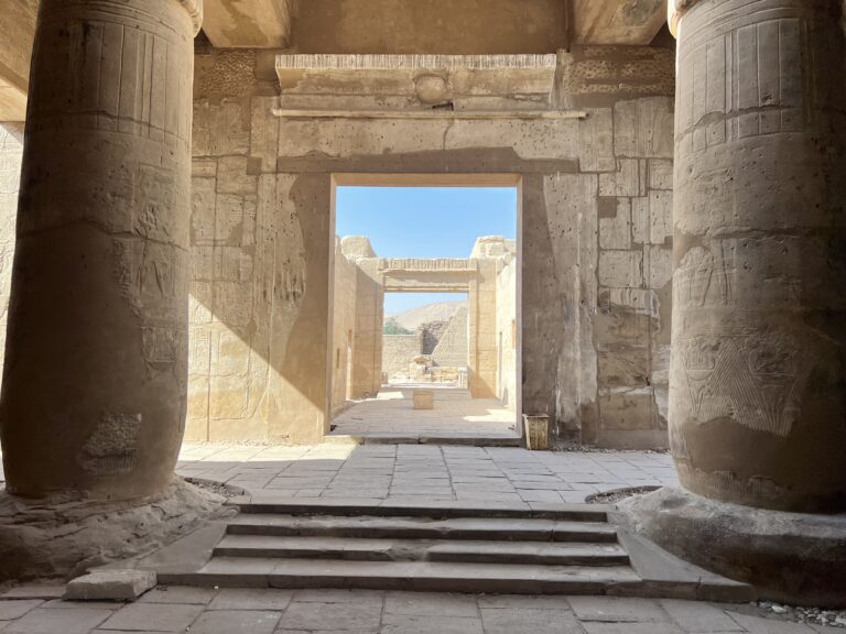 Ancient Egypt retreat 2026 strong architecture Retraite en Égypte 2026